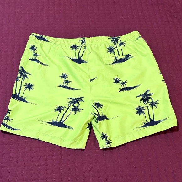 PacSun Men's Yellow-Green Swim Trunks with Palm Print Size Large - Picture 3 of 11